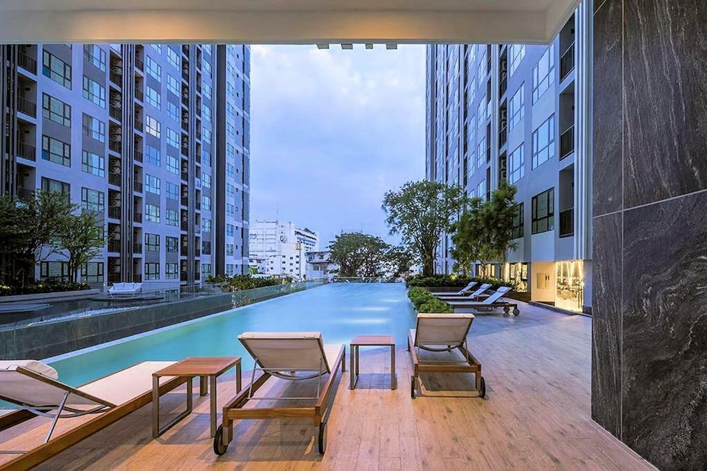 The Base Central Pattaya By Pattaya Holiday 外观 照片